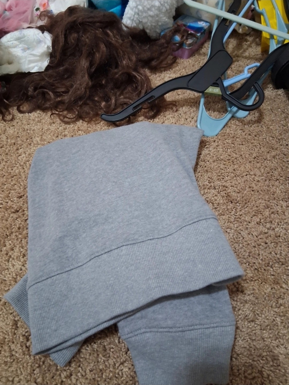 Time and Tru Women's Crewneck Sweater - Light Gray